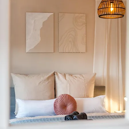 Neu: 100m² - Ideal Fuer Familien/geschaeftsr. - Hbf Apartamento