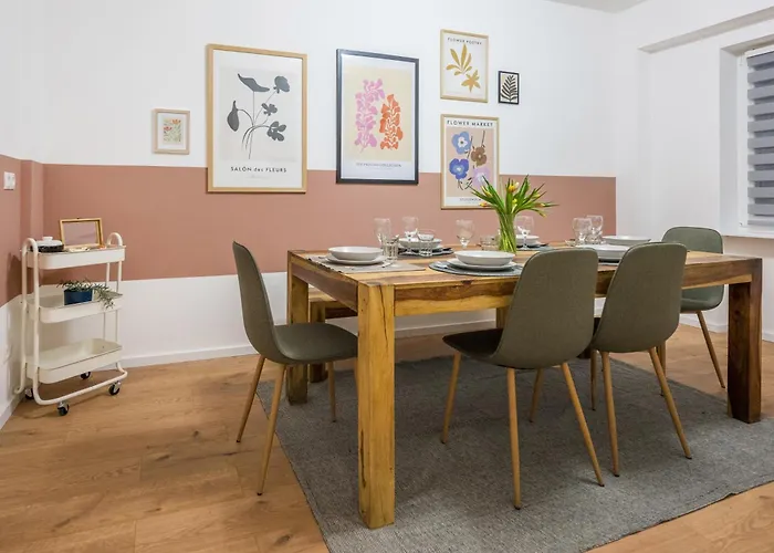 아파트 Neu: 100m² - Ideal Fuer Familien/geschaeftsr. - Hbf